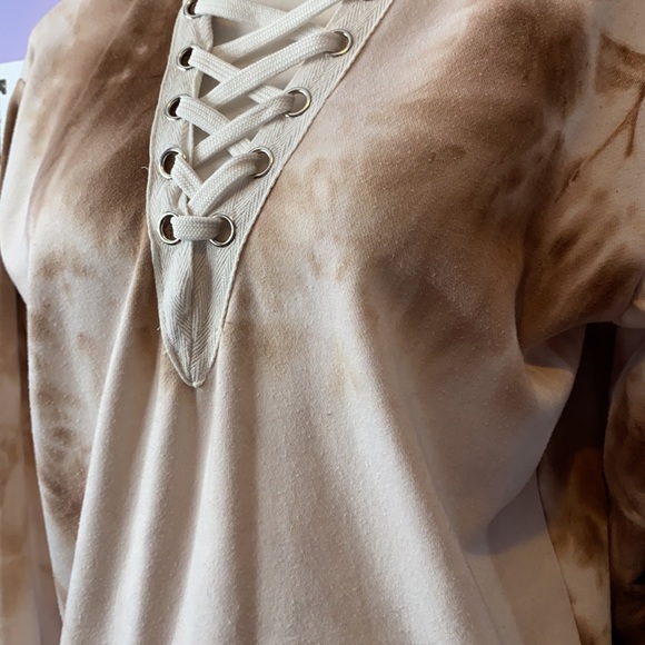 Rue 21 tye dye sweatshirt medium - Picture 3 of 3